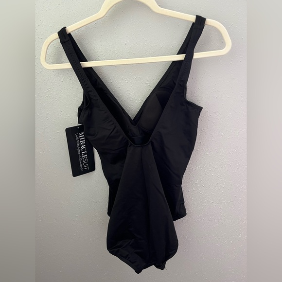 New Miraclesuit Oceanus One Piece in Black Size 12 - Picture 4 of 8